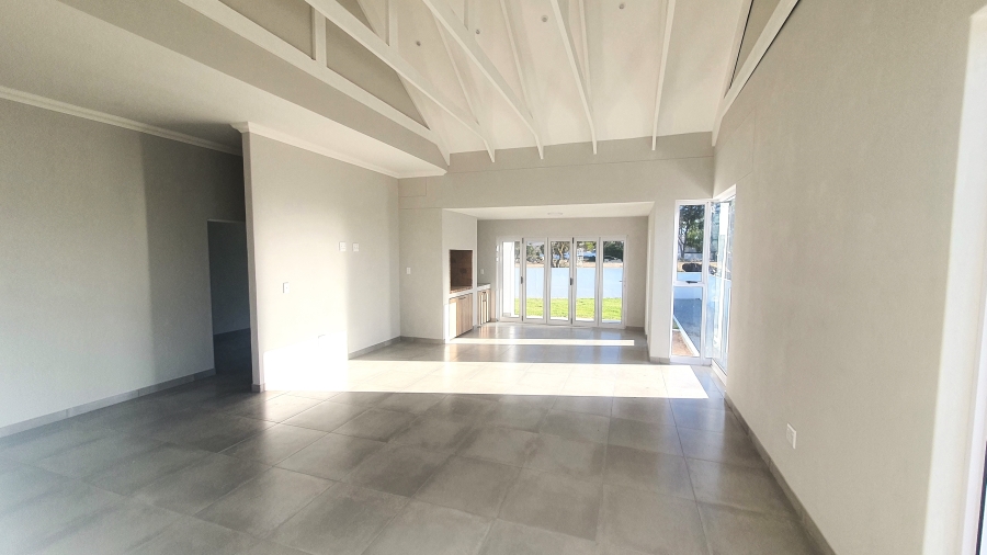 3 Bedroom Property for Sale in Shelley Point Western Cape